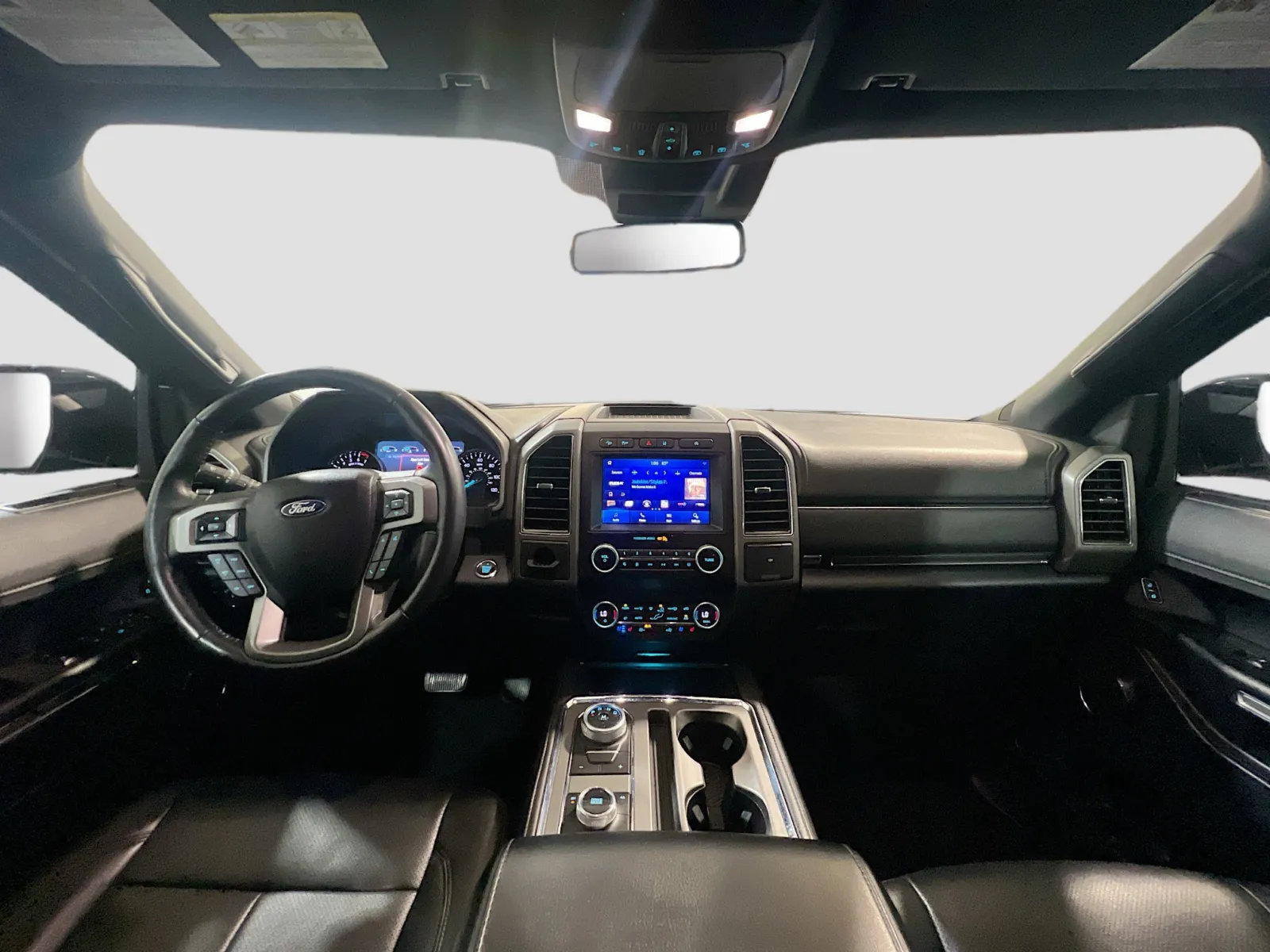 2021 Ford Expedition XLT - Photo 16