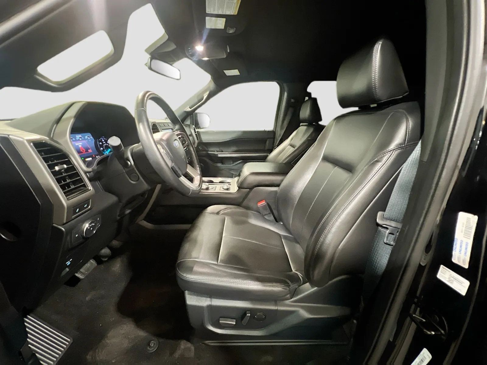 2021 Ford Expedition XLT - Photo 14