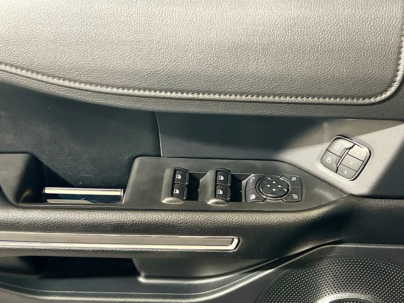 2021 Ford Expedition XLT - Photo 13