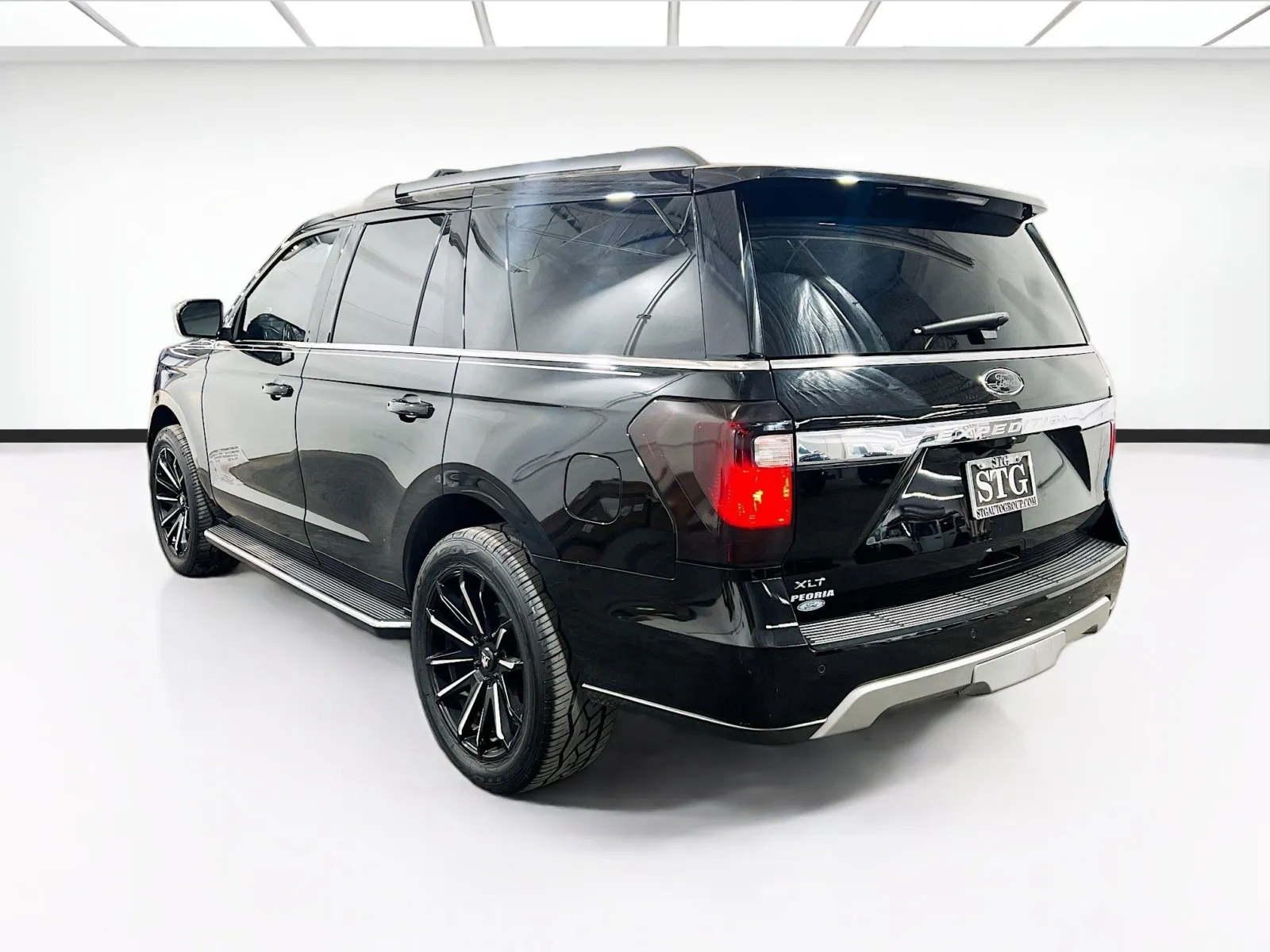 2021 Ford Expedition XLT - Photo 6
