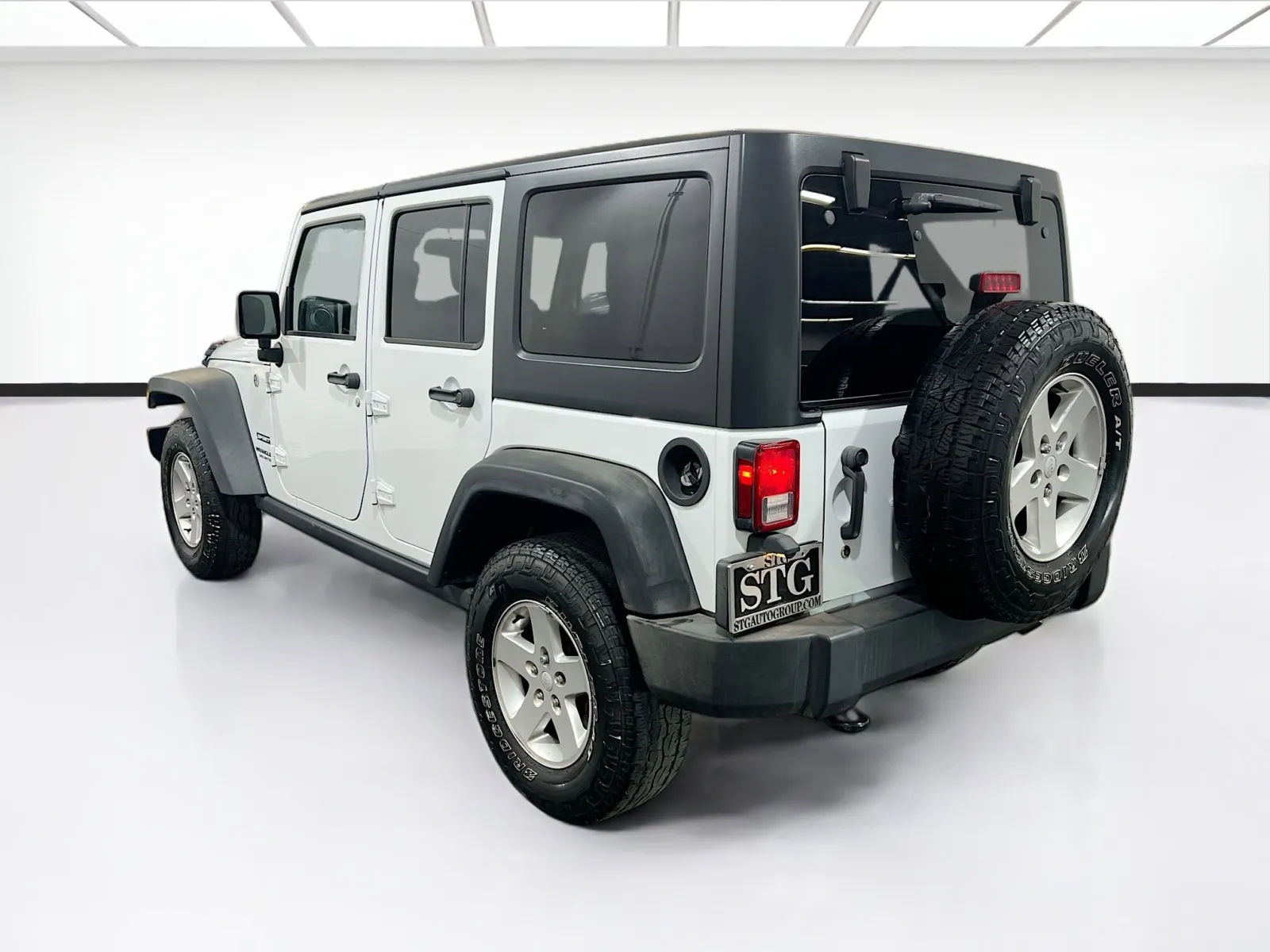 2016 Jeep Wrangler Unlimited Sport S - Photo 6