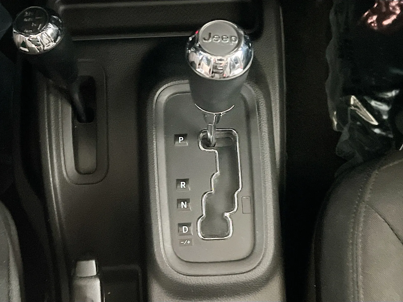 2016 Jeep Wrangler Unlimited Sport S - Photo 11