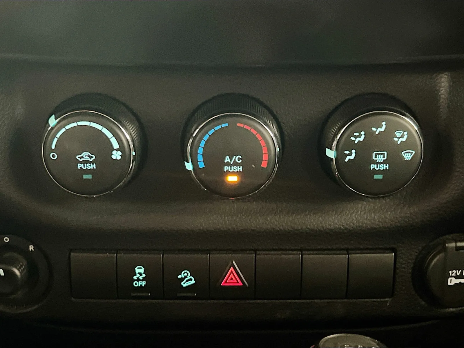 2016 Jeep Wrangler Unlimited Sport S - Photo 10