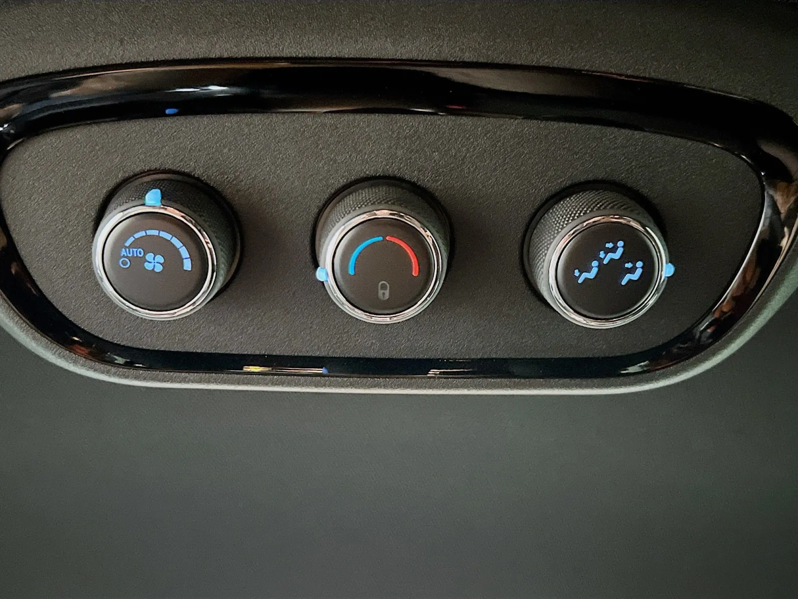 2023 Dodge Durango GT - Photo 18