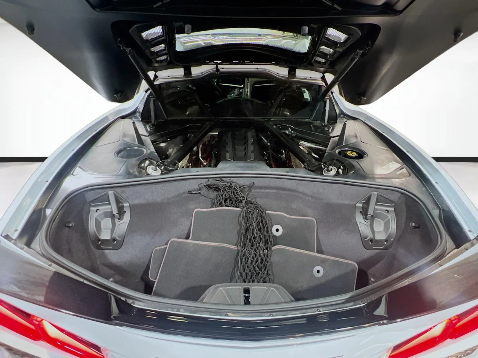 2020 Chevrolet Corvette 3LT - Photo 18
