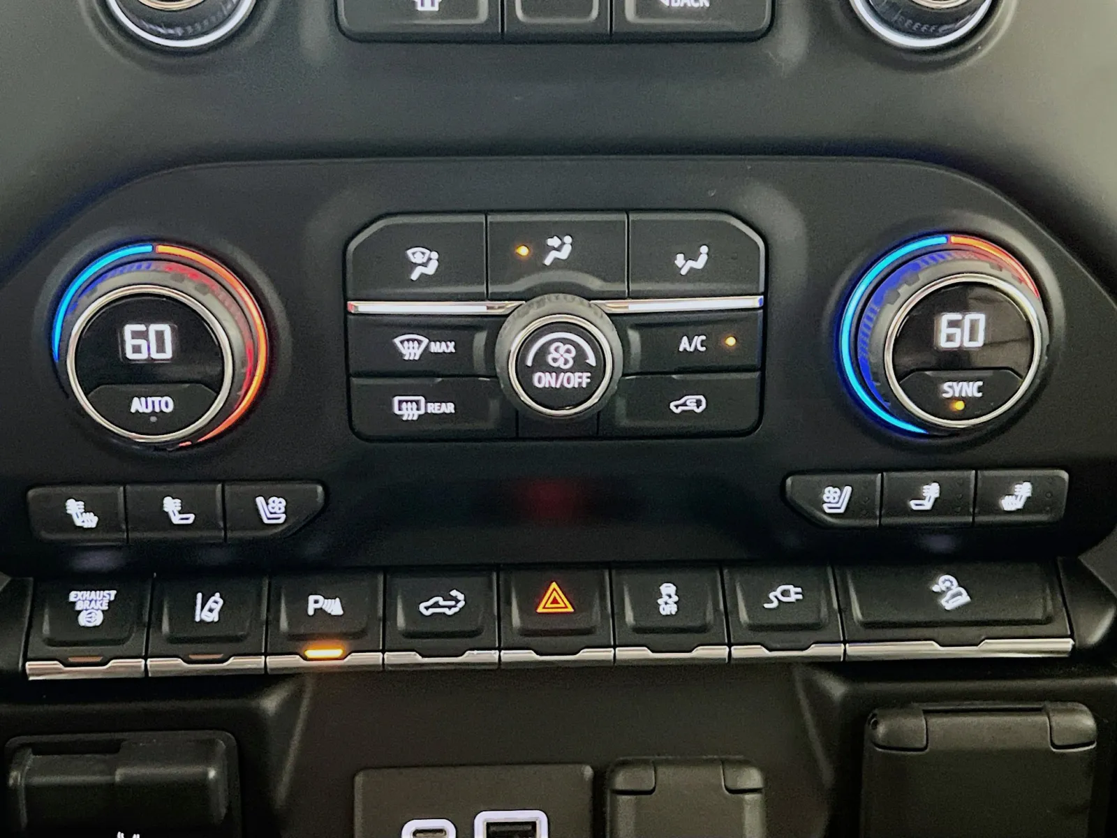 2021 Chevrolet Silverado 2500HD LTZ - Photo 12