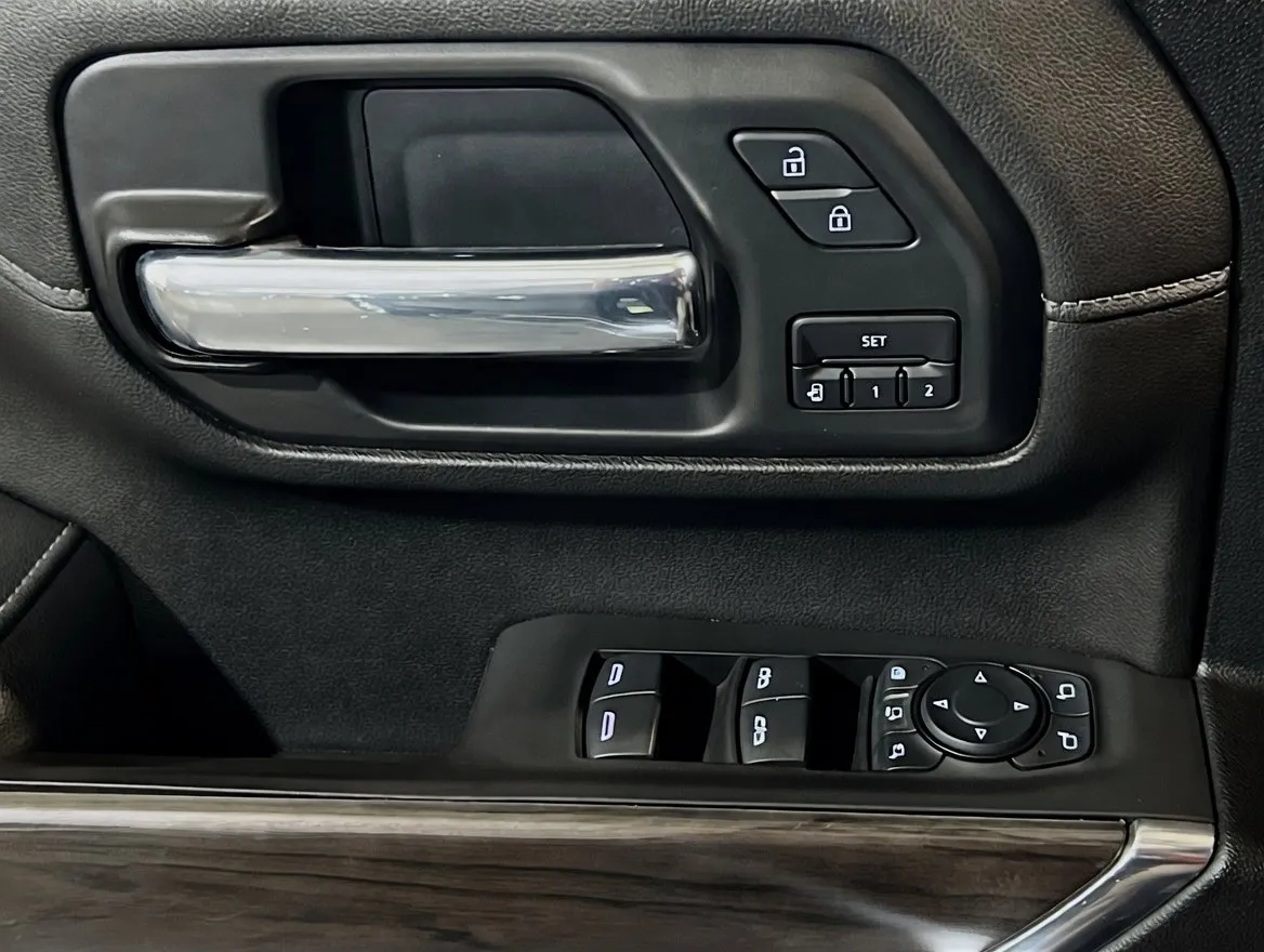 2021 Chevrolet Silverado 2500HD LTZ - Photo 14