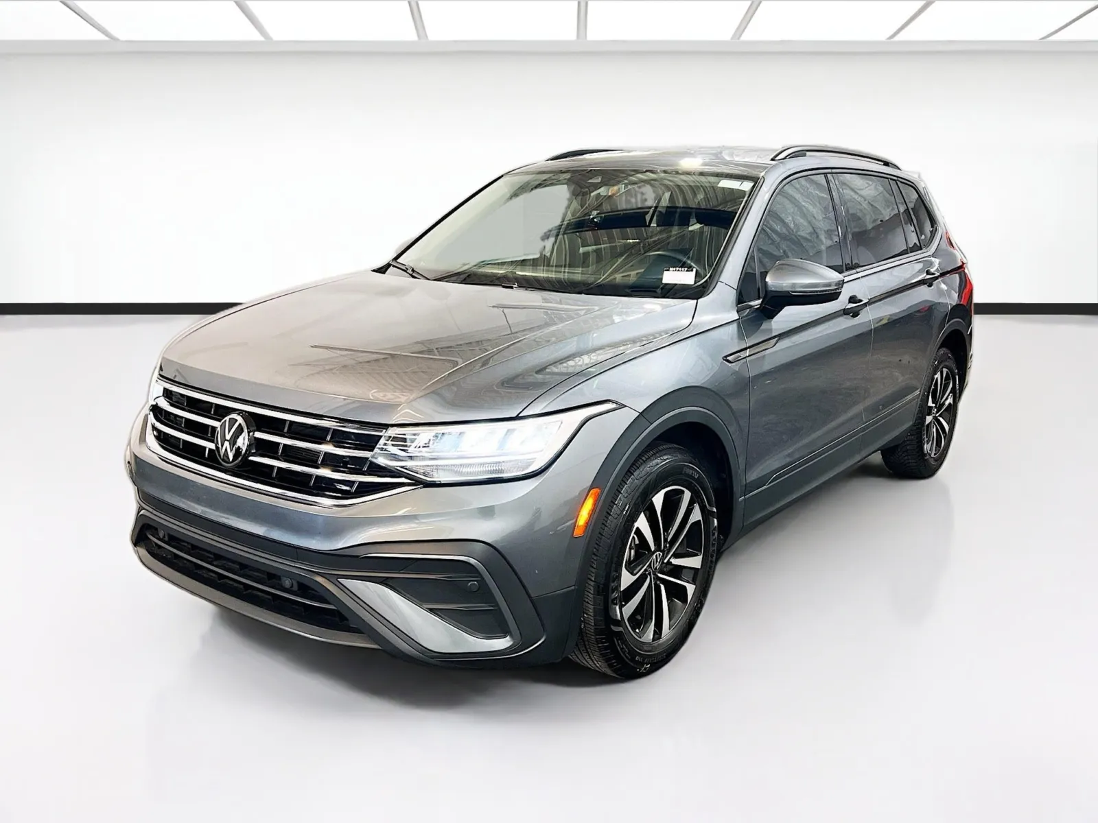 Gray 2024 Volkswagen Tiguan S for sale in Chandler, AZ