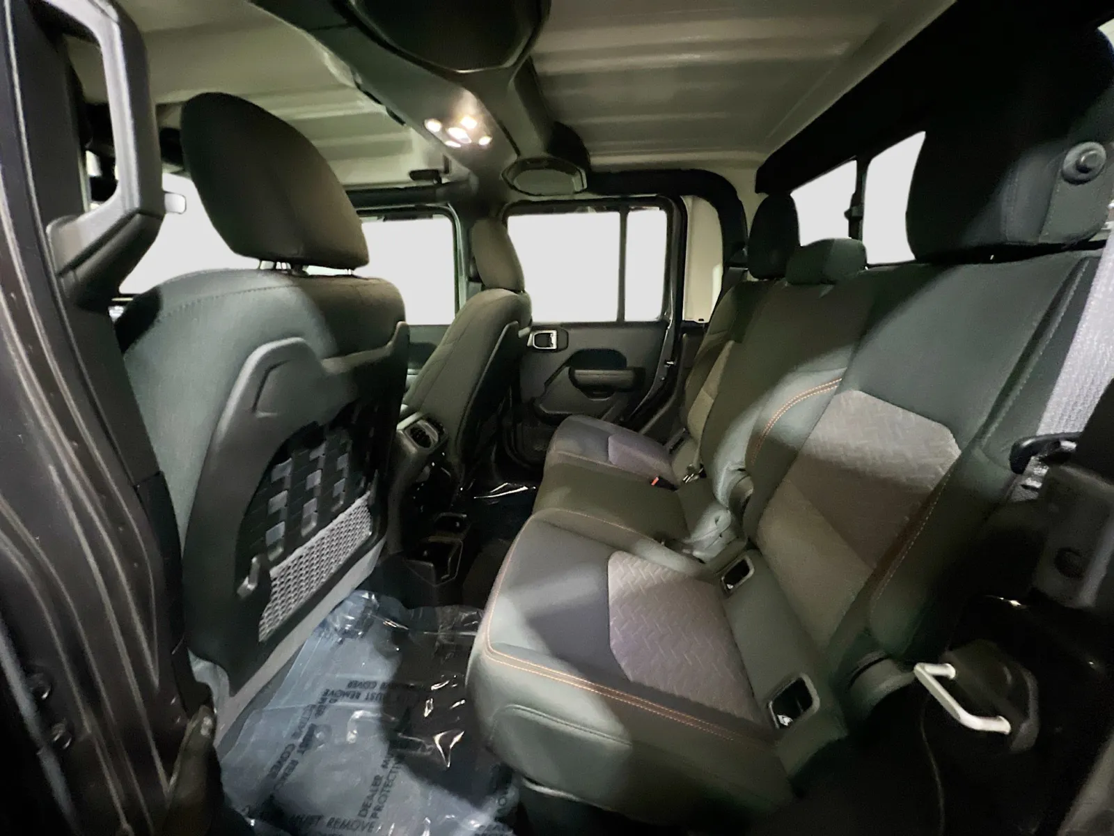 2022 Jeep Gladiator Mojave - Photo 17