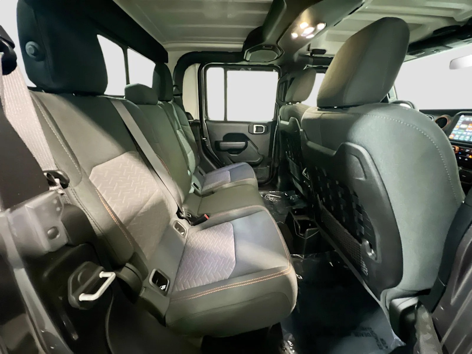 2022 Jeep Gladiator Mojave - Photo 19