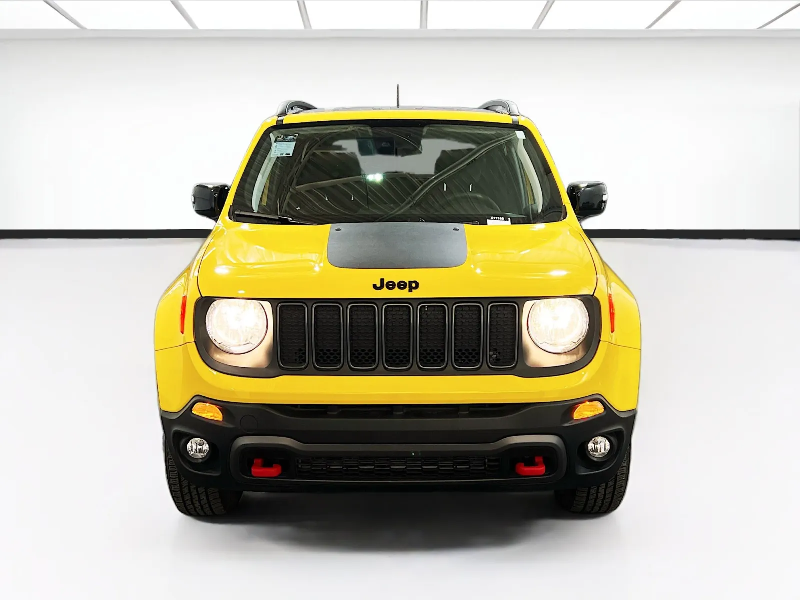 2023 Jeep Renegade Trailhawk - Photo 2