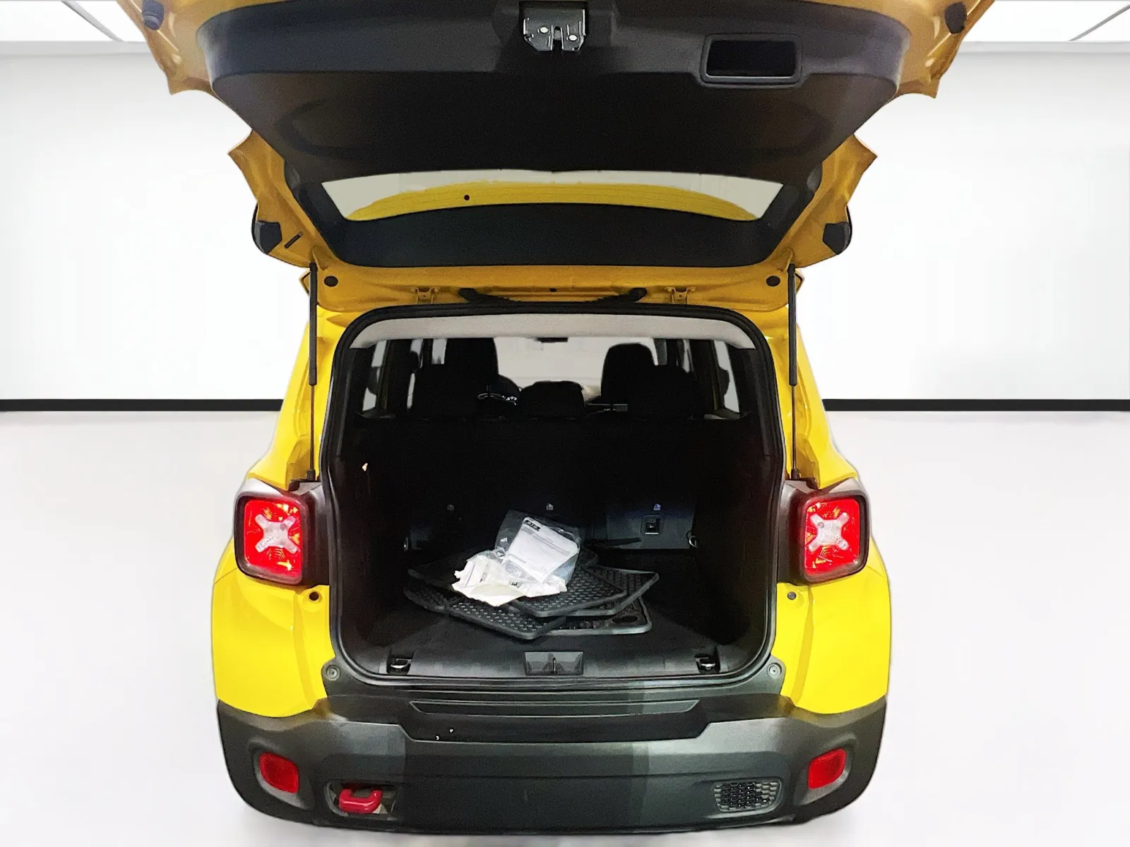 2023 Jeep Renegade Trailhawk - Photo 18