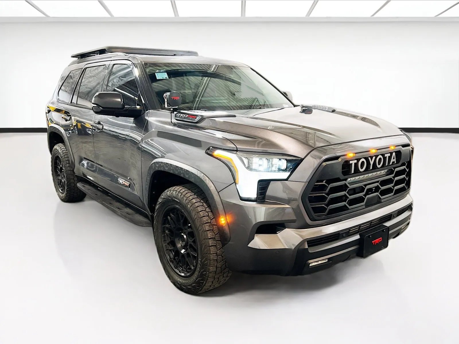 2023 Toyota Sequoia TRD Pro - Photo 3