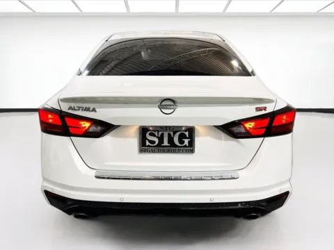 More photos of 2023 Nissan Altima 2.5 SR at STG Auto Group of Chandler, AZ