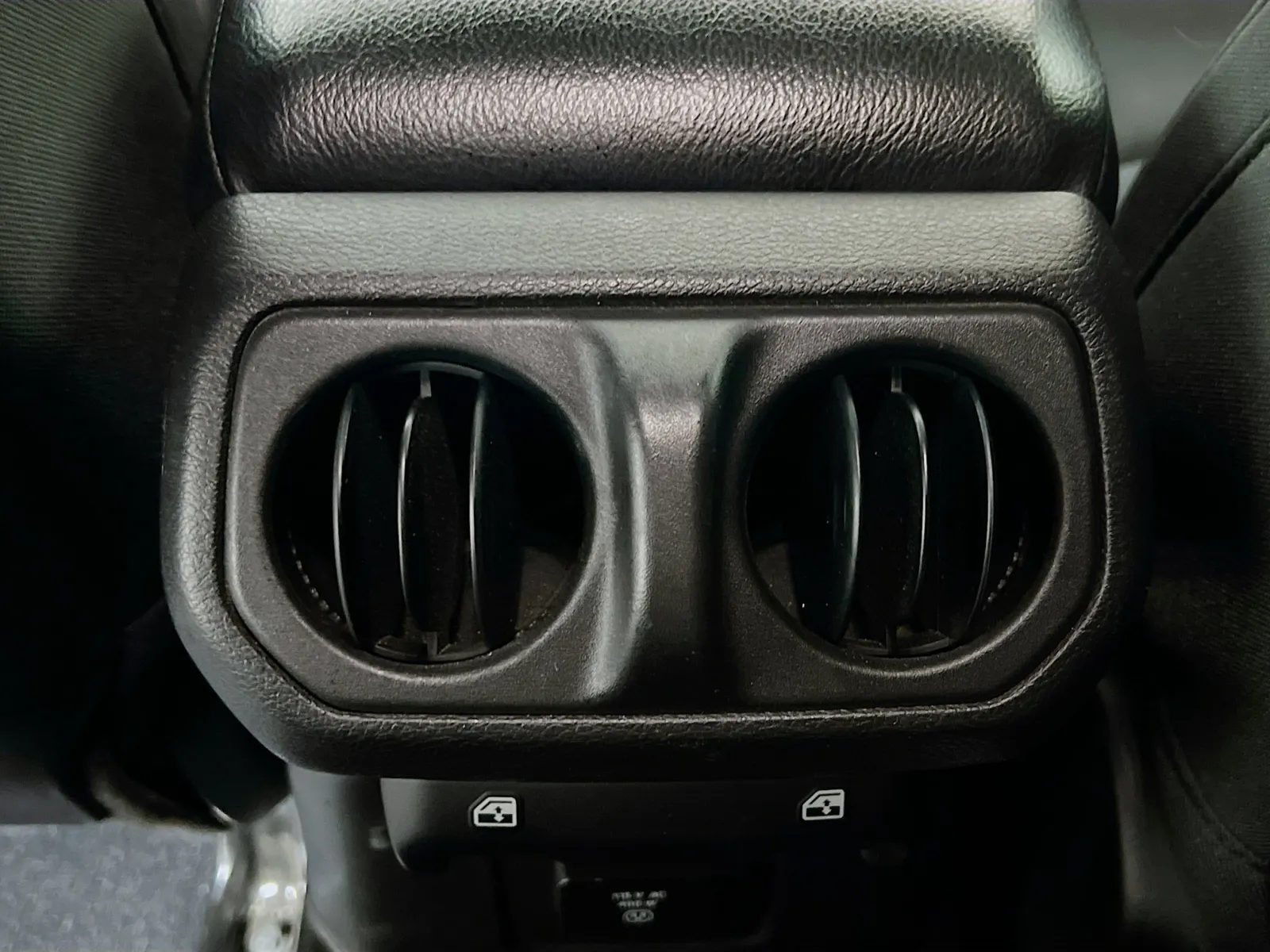 2022 Jeep Gladiator Rubicon - Photo 17
