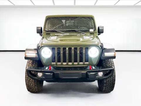 Photos of 2022 Jeep Gladiator Rubicon for sale in Chandler, AZ at STG Auto Group of Chandler