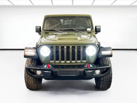 Photos of 2022 Jeep Gladiator Rubicon for sale in Chandler, AZ at STG Auto Group of Chandler