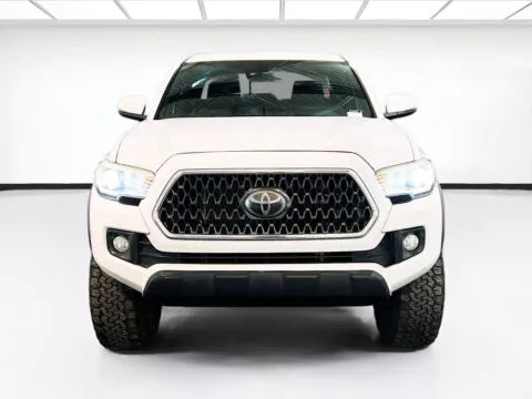 Photos of 2018 Toyota Tacoma TRD Off-Road for sale in Chandler, AZ at STG Auto Group of Chandler