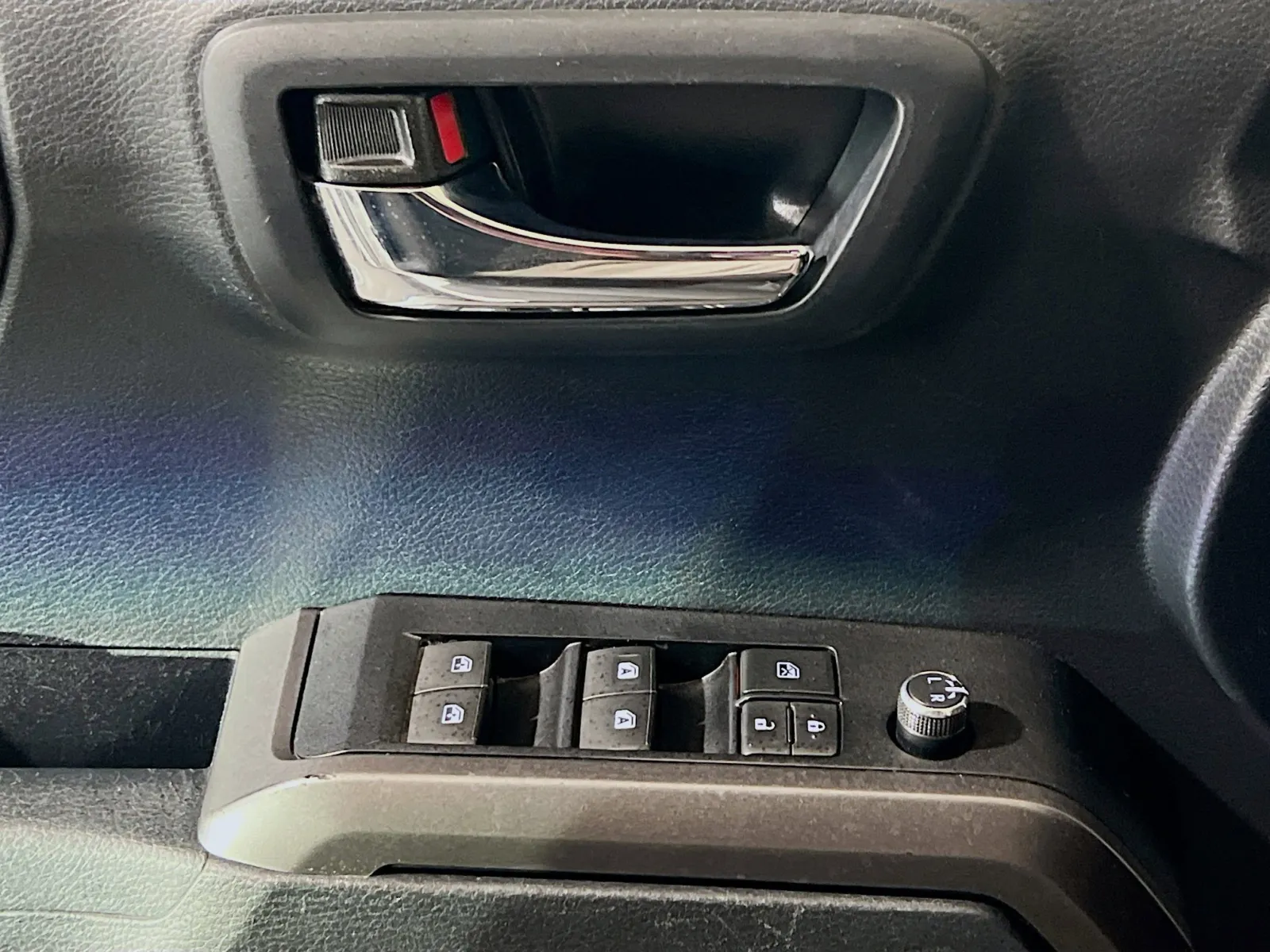 2018 Toyota Tacoma TRD Off Road - Photo 13
