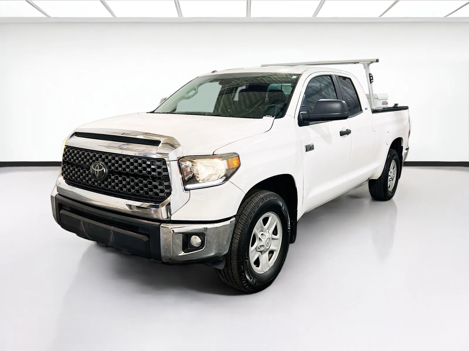 White 2018 Toyota Tundra SR5 for sale in Chandler, AZ
