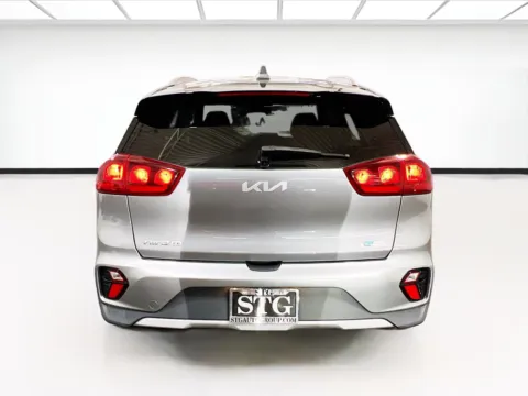More photos of 2022 Kia Niro LX at STG Auto Group of Chandler, AZ