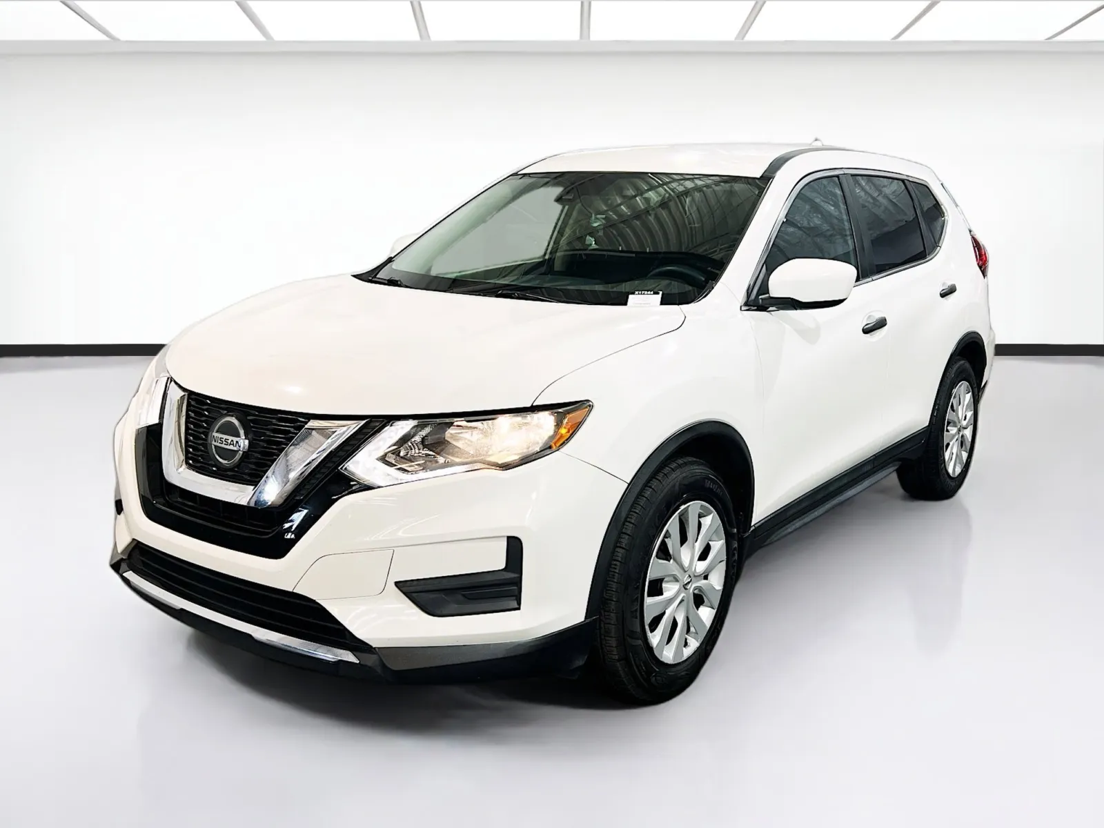 White 2020 Nissan Rogue S for sale in Chandler, AZ