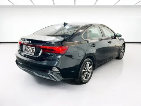 More photos of 2022 Kia Forte LXS at STG Auto Group of Chandler, AZ