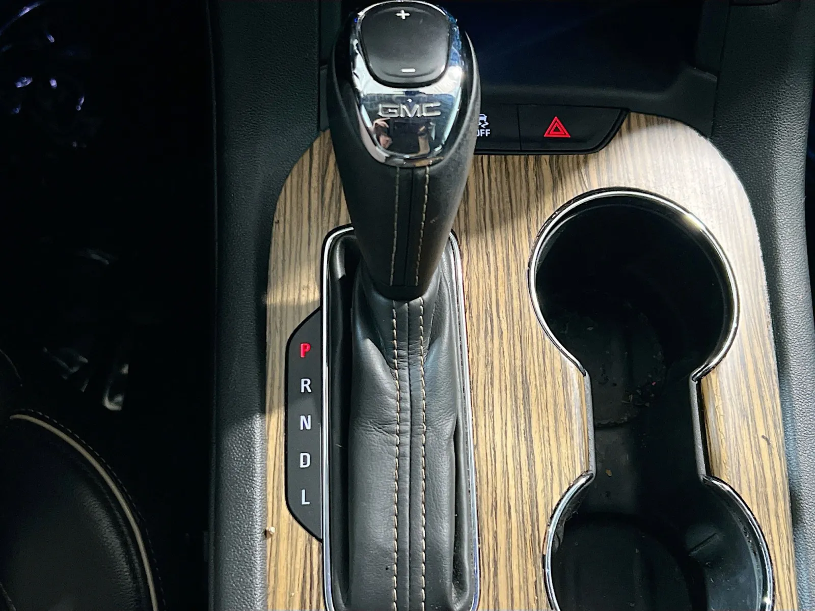 2017 GMC Acadia Denali - Photo 12
