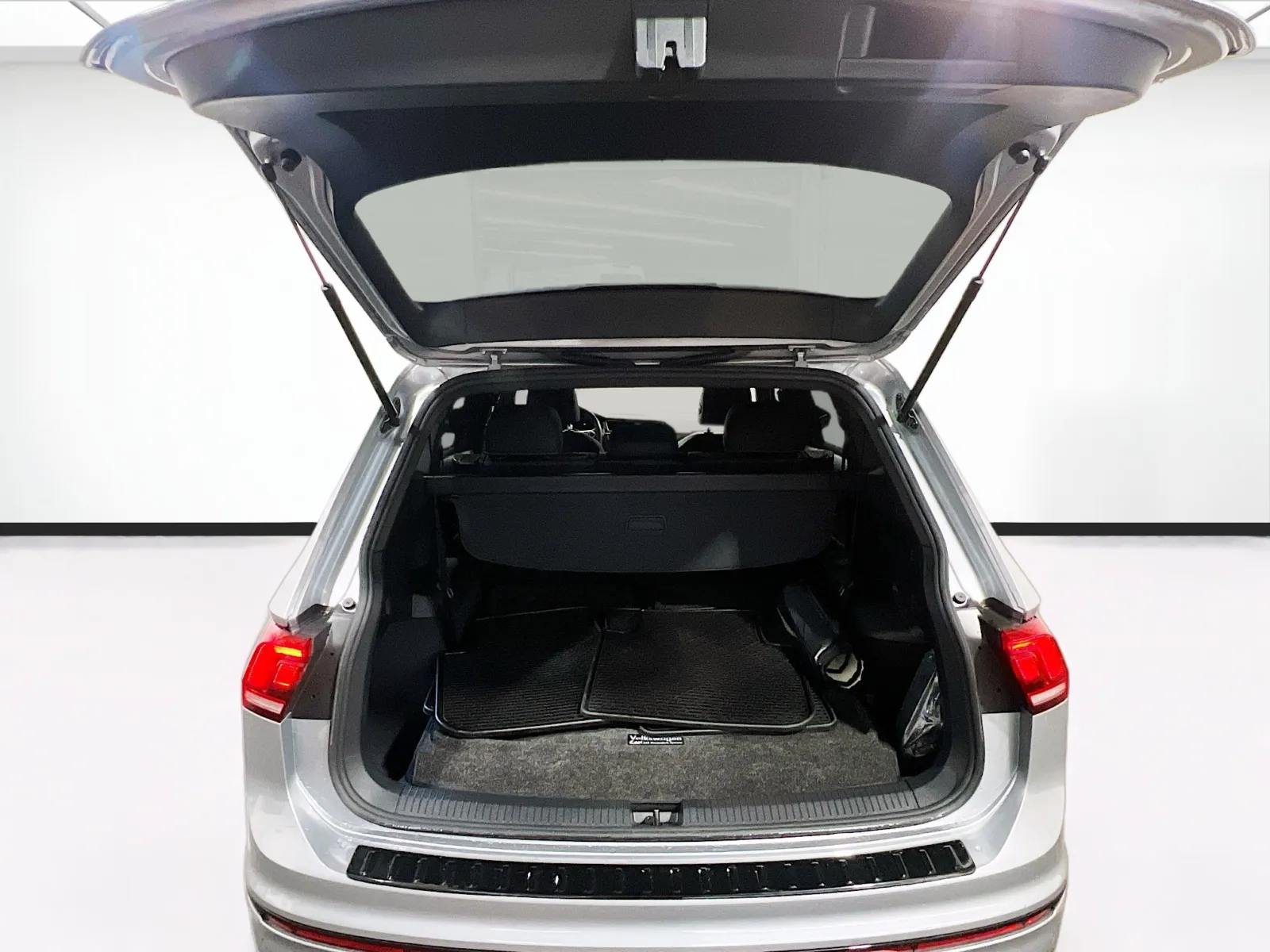 2023 Volkswagen Tiguan SE R-LINE BLACK - Photo 19