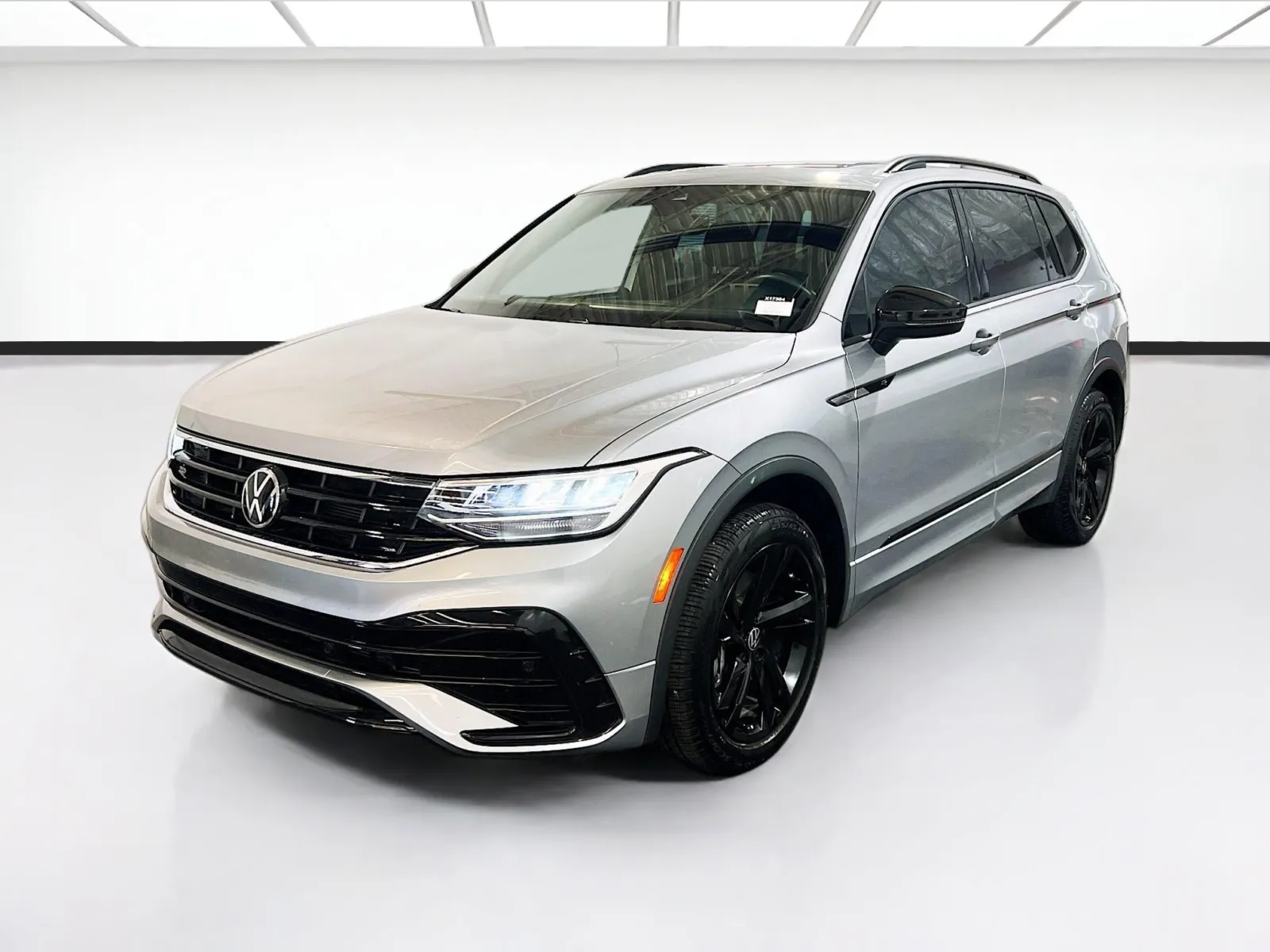 Silver 2023 Volkswagen Tiguan SE R-Line Black for sale in Chandler, AZ