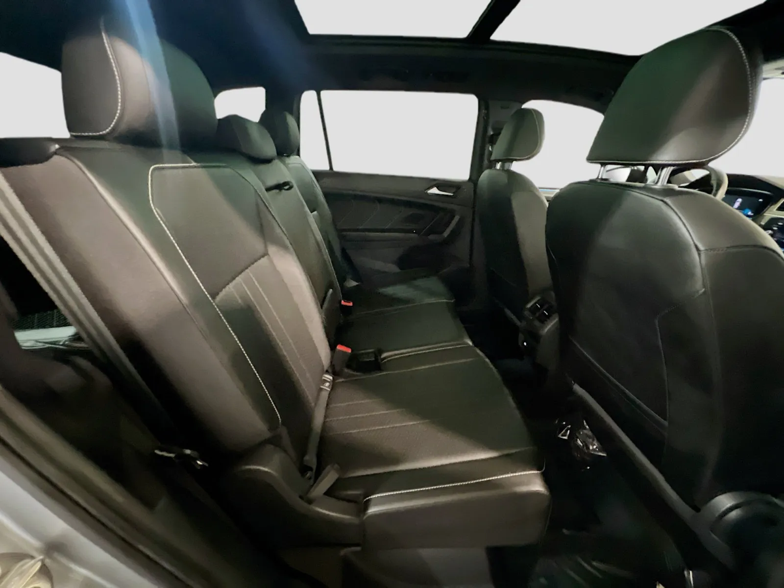 2023 Volkswagen Tiguan SE R-LINE BLACK - Photo 20