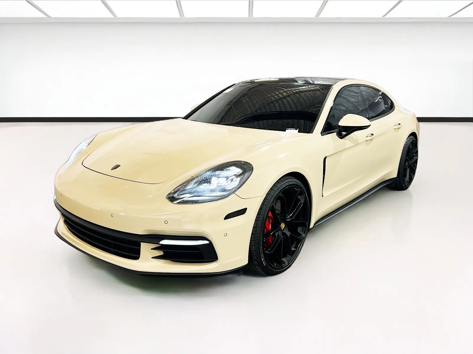 Black 2018 Porsche Panamera 4 for sale in Chandler, AZ