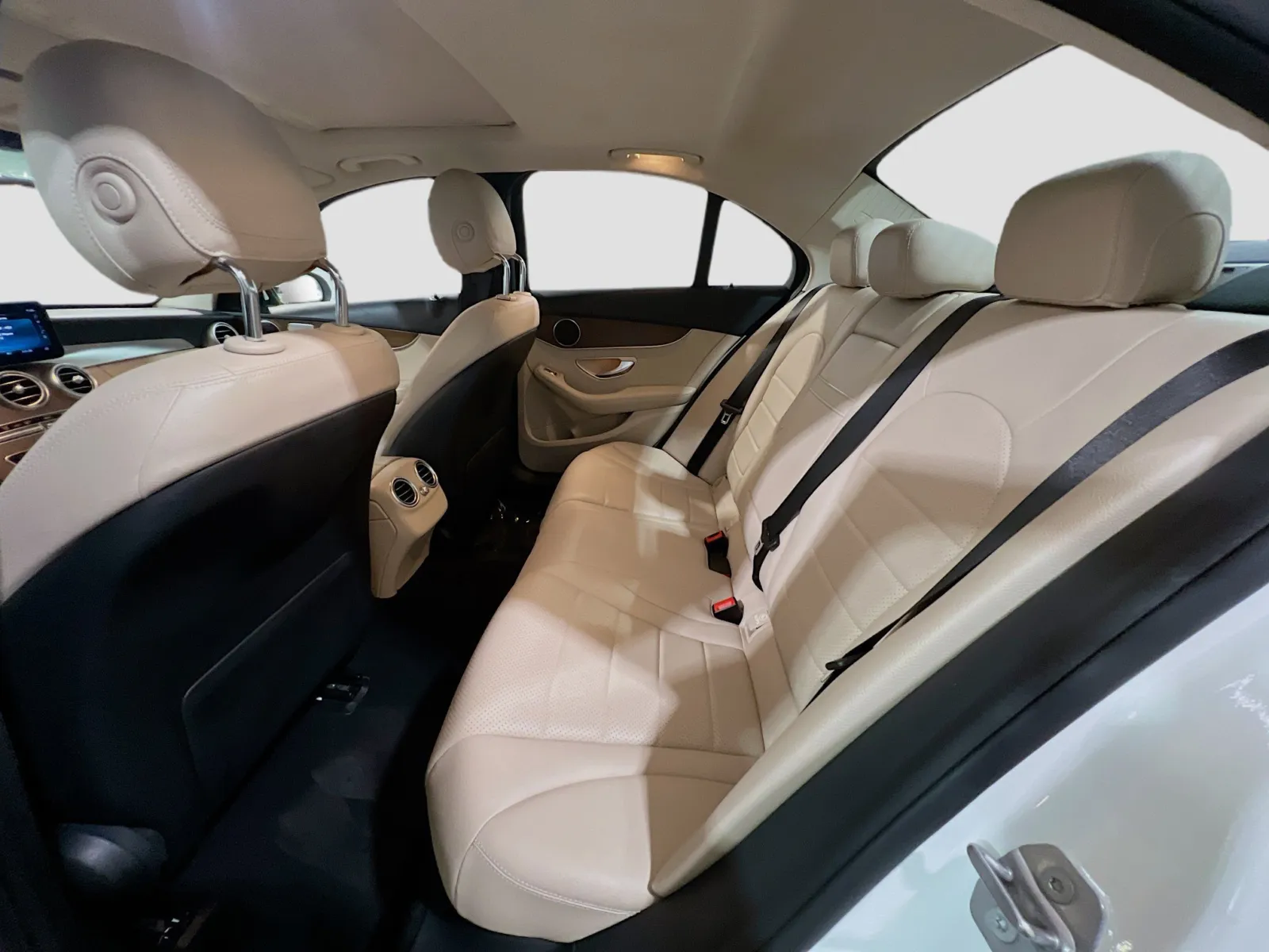 2021 Mercedes-Benz C-Class Sedan C300 - Photo 17