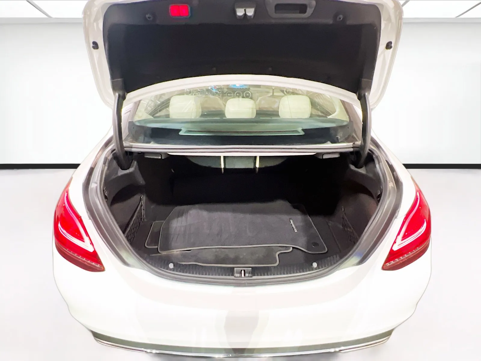 2021 Mercedes-Benz C-Class Sedan C300 - Photo 19