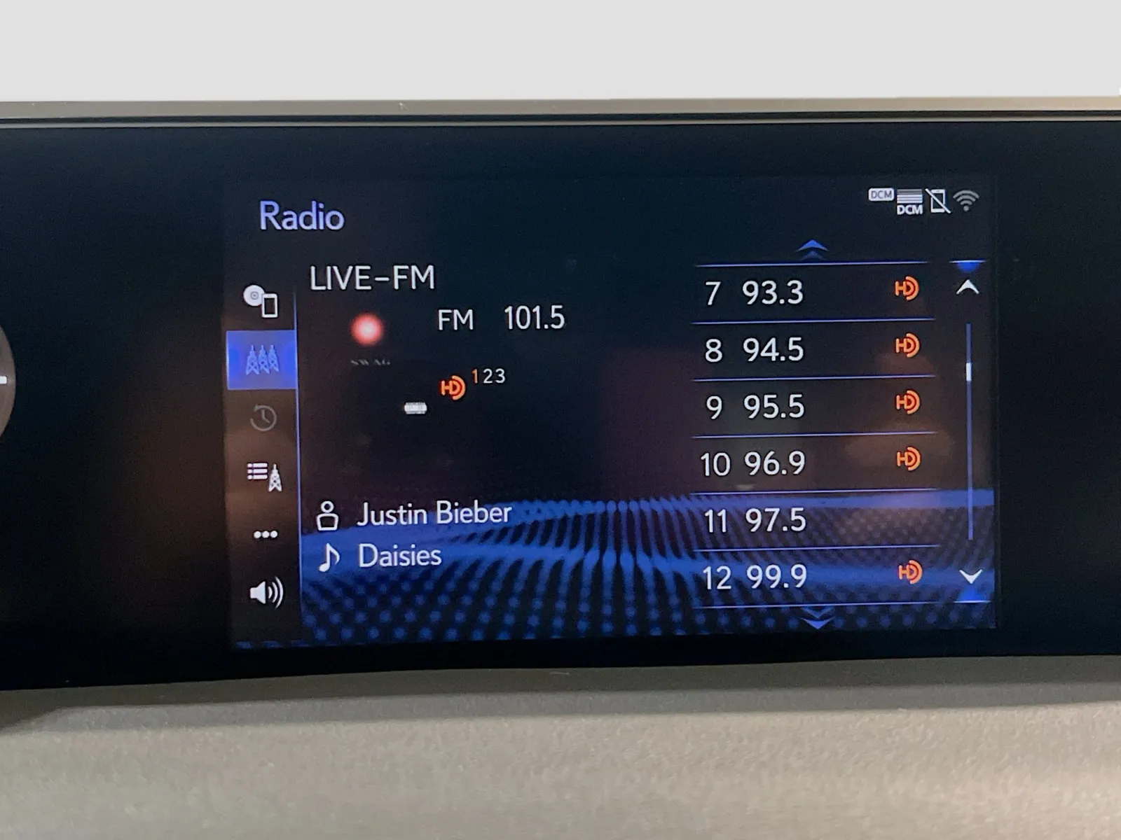 2021 Lexus UX Hybrid 250h - Photo 8
