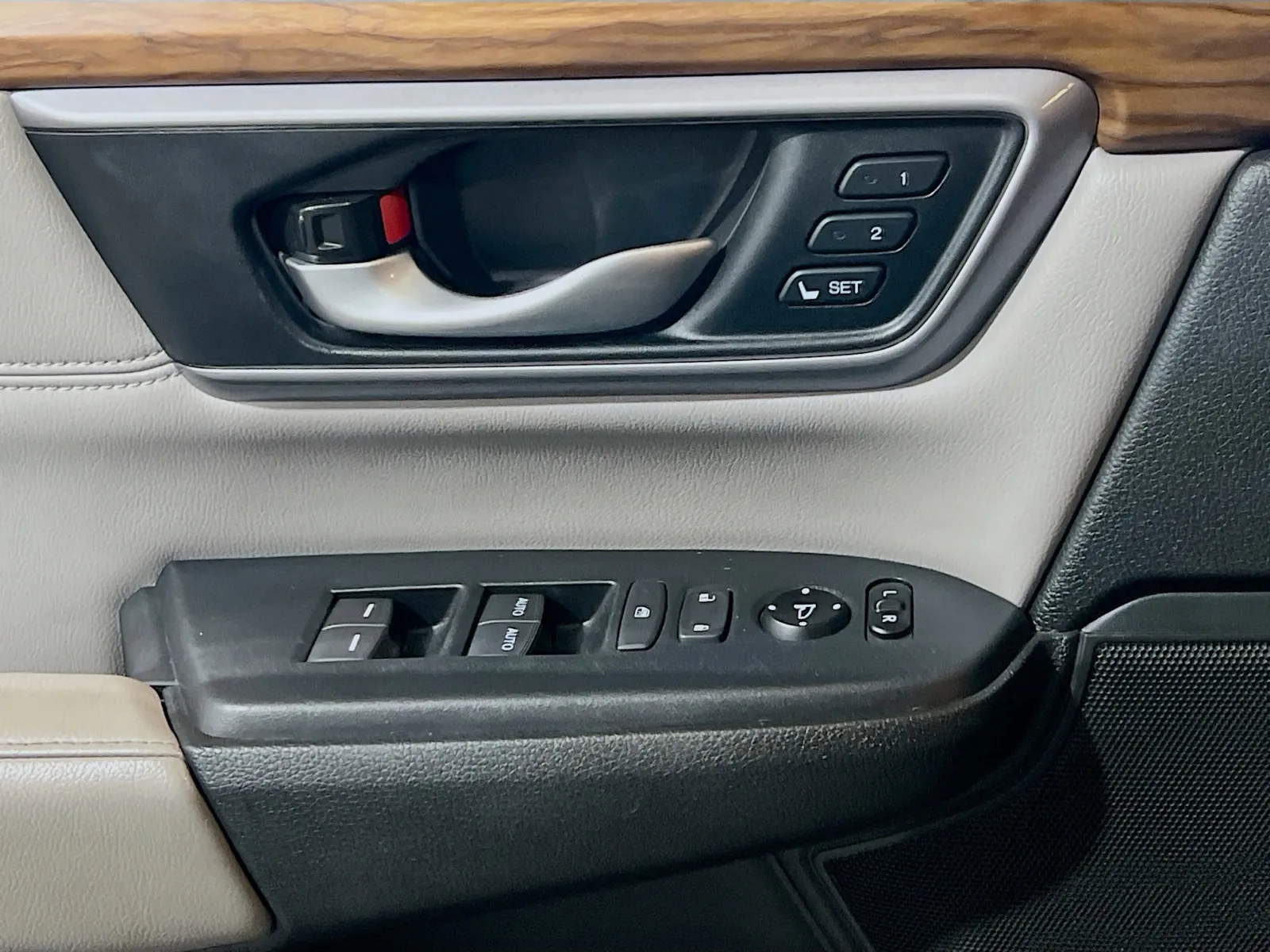 2017 Honda CR-V EX-L - Photo 13