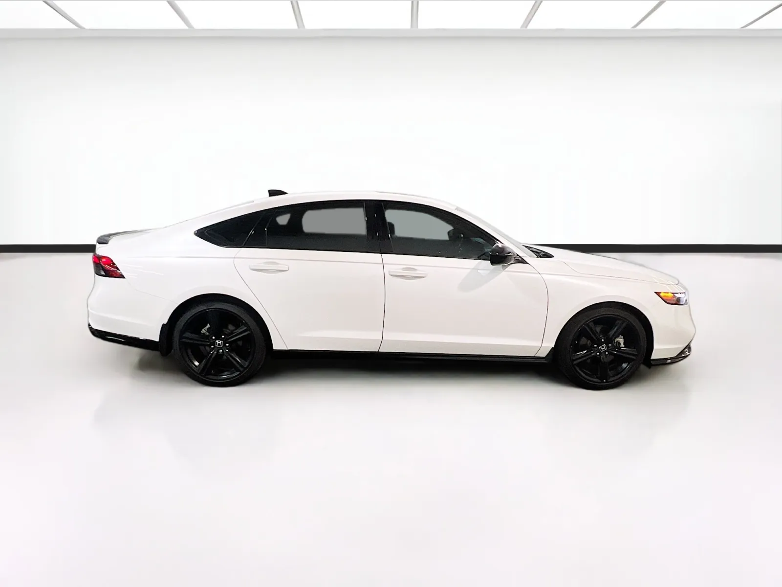 2025 Honda Accord Hybrid Sport-L - Photo 24