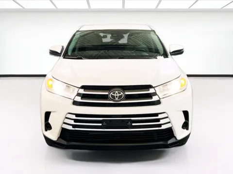 Photos of 2017 Toyota Highlander LE for sale in Chandler, AZ at STG Auto Group of Chandler