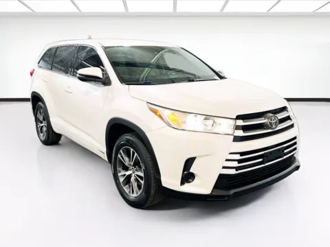 Another view of 2017 Toyota Highlander LE for sale in Chandler, AZ at STG Auto Group of Chandler