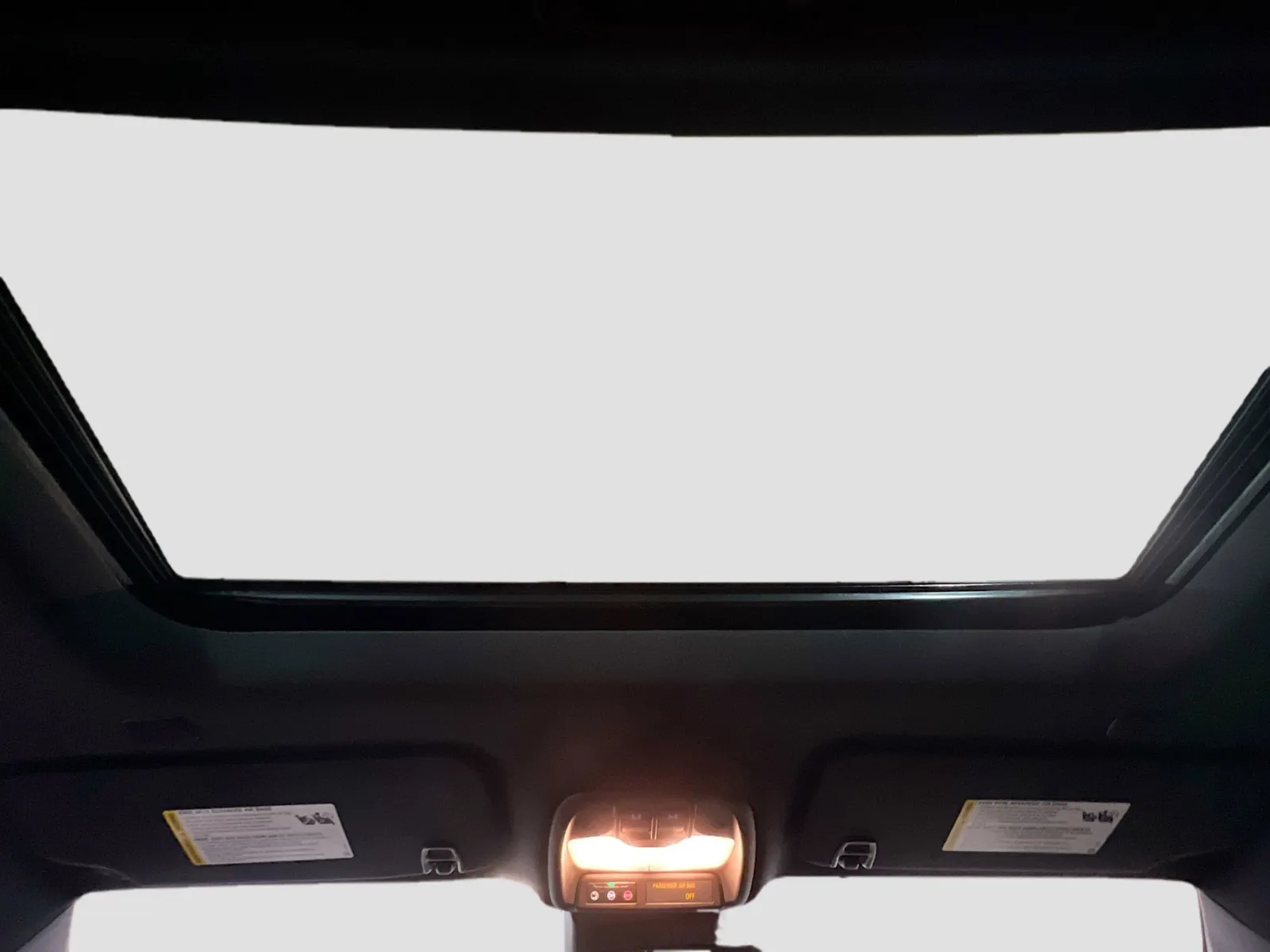 2024 Chevrolet Colorado ZR2 - Photo 16