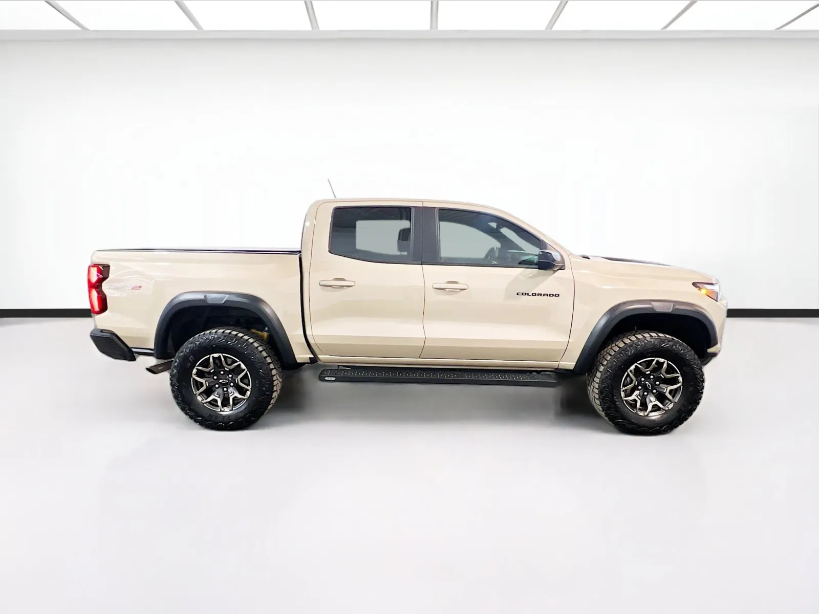 2024 Chevrolet Colorado ZR2 - Photo 24