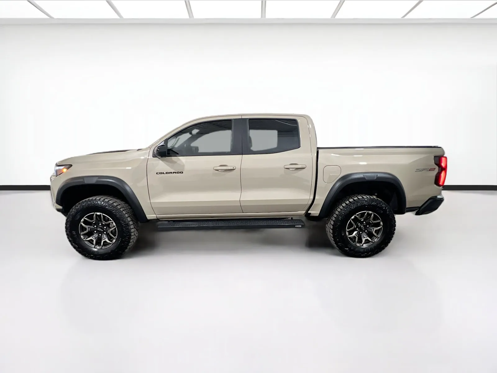 2024 Chevrolet Colorado ZR2 - Photo 23