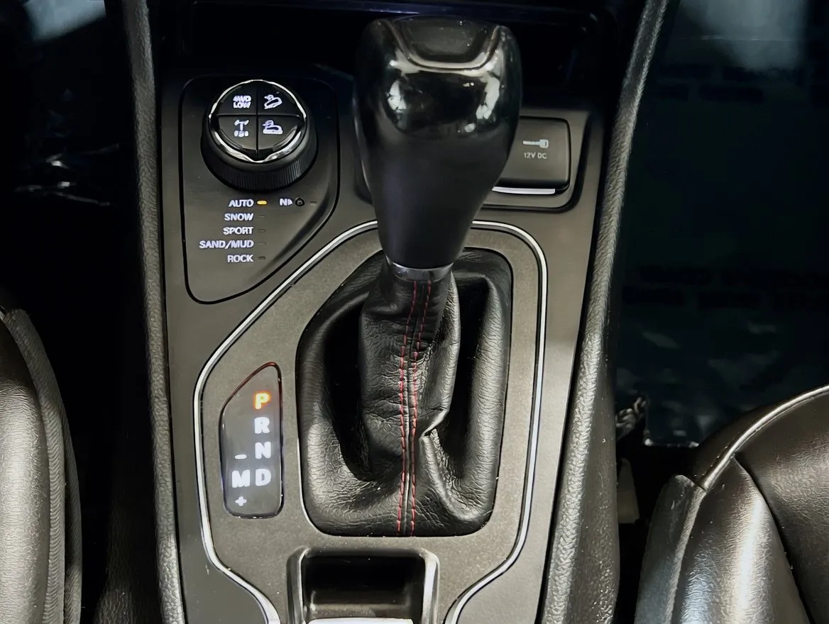 2019 Jeep Cherokee Trailhawk - Photo 12
