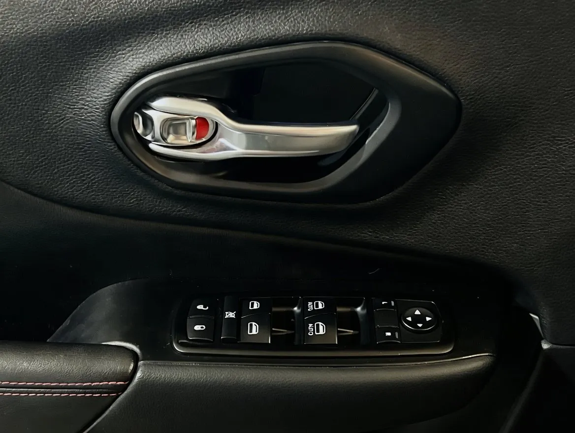 2019 Jeep Cherokee Trailhawk - Photo 13