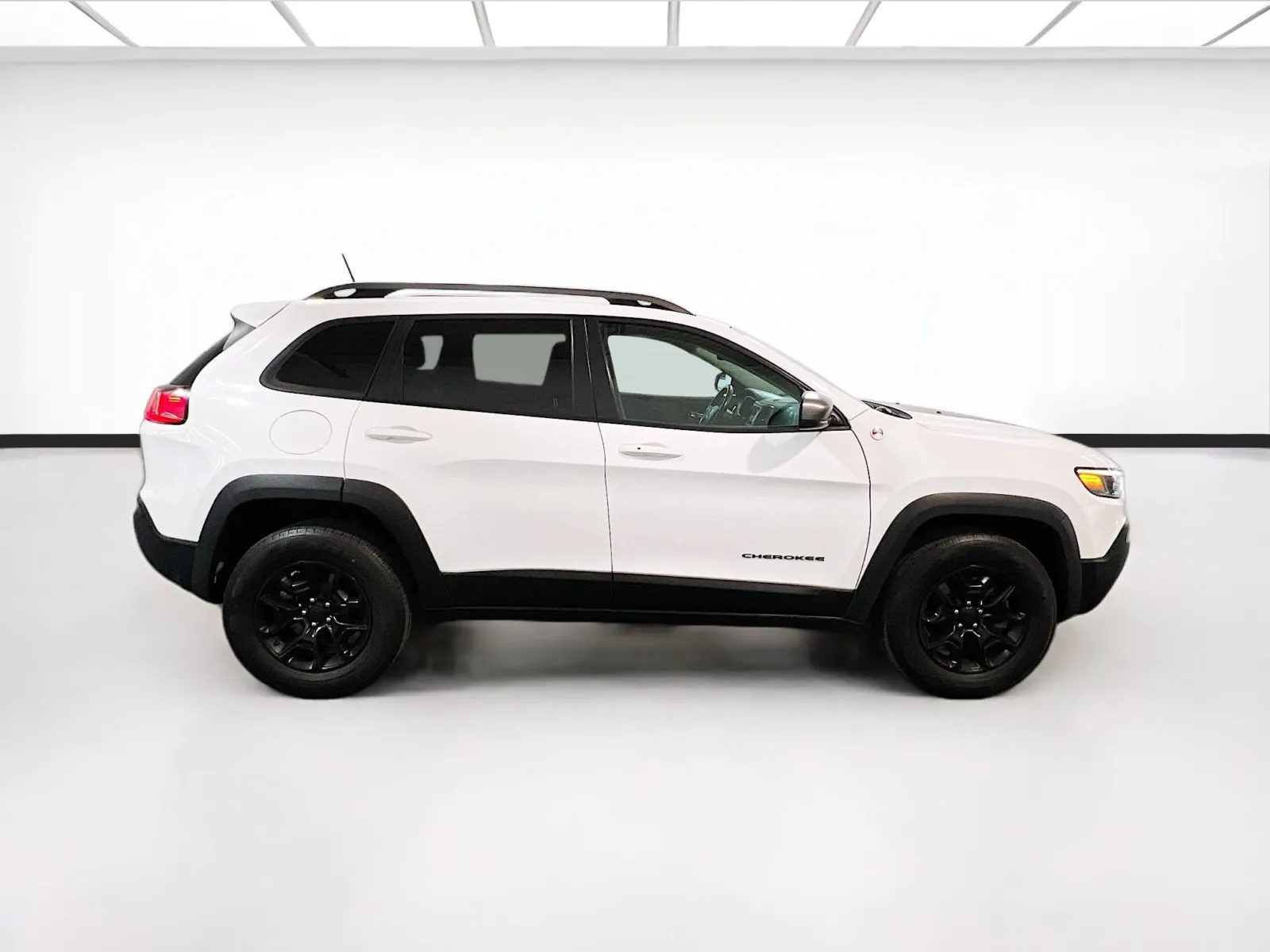 2019 Jeep Cherokee Trailhawk - Photo 23