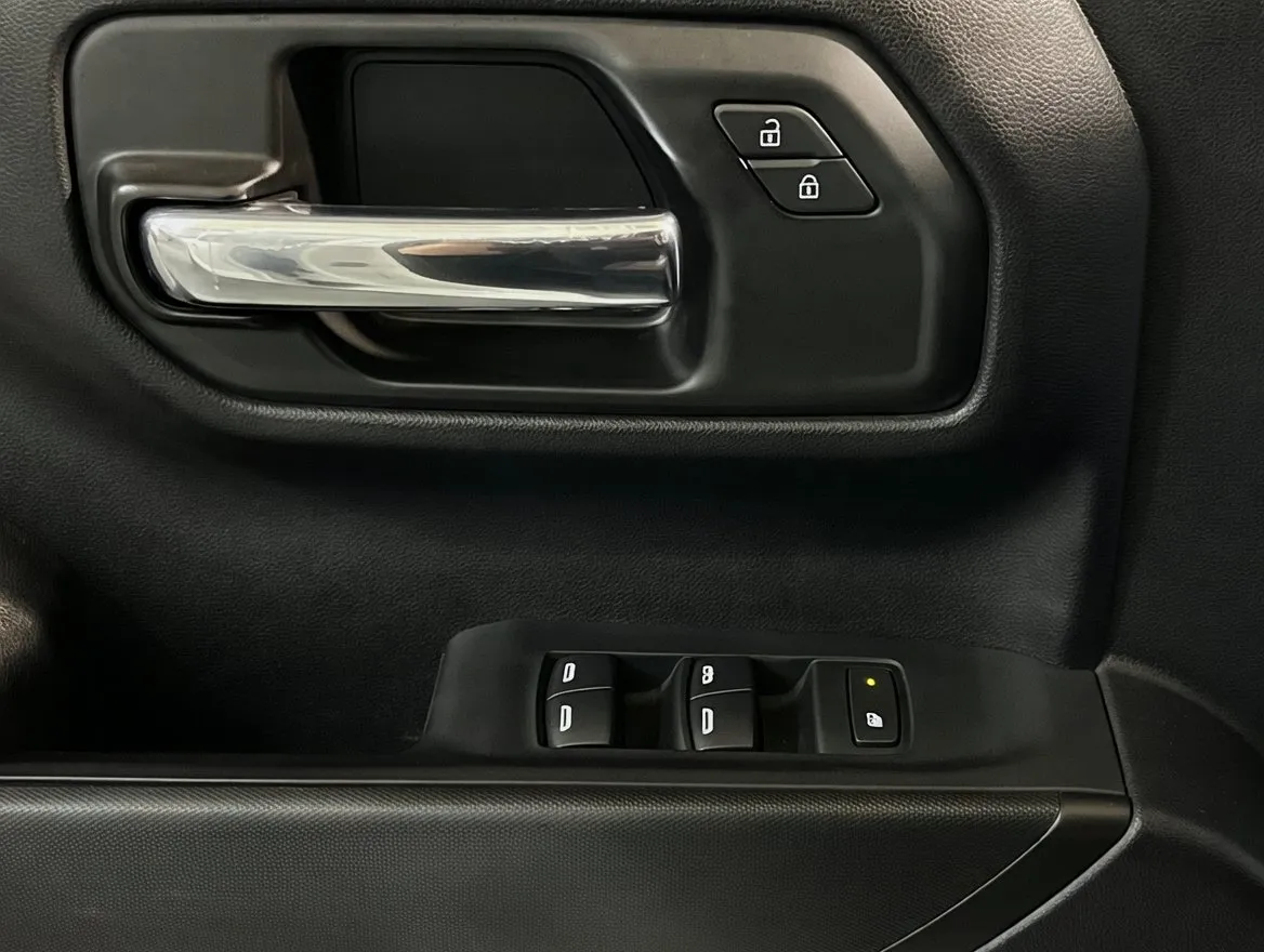 2024 Chevrolet Silverado 1500 Work Truck - Photo 13