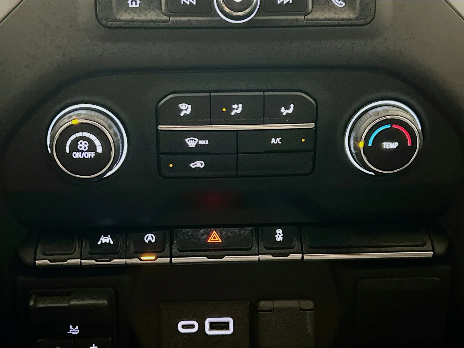 2024 Chevrolet Silverado 1500 Work Truck - Photo 11