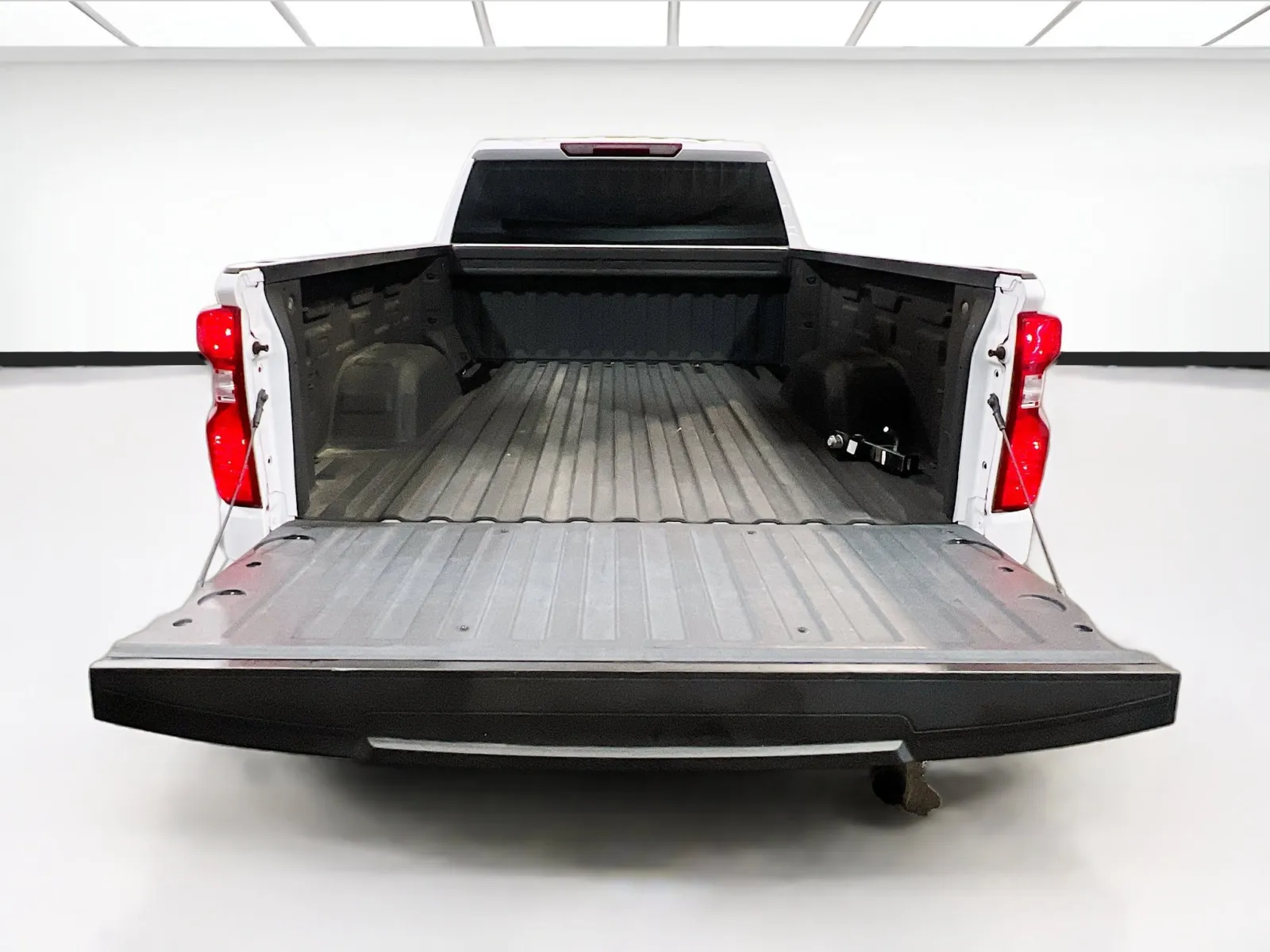 2024 Chevrolet Silverado 1500 Work Truck - Photo 18