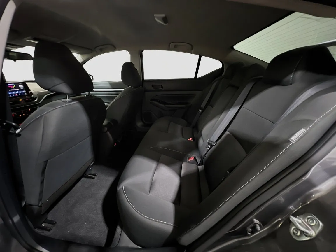 2023 Nissan Altima SV - Photo 16