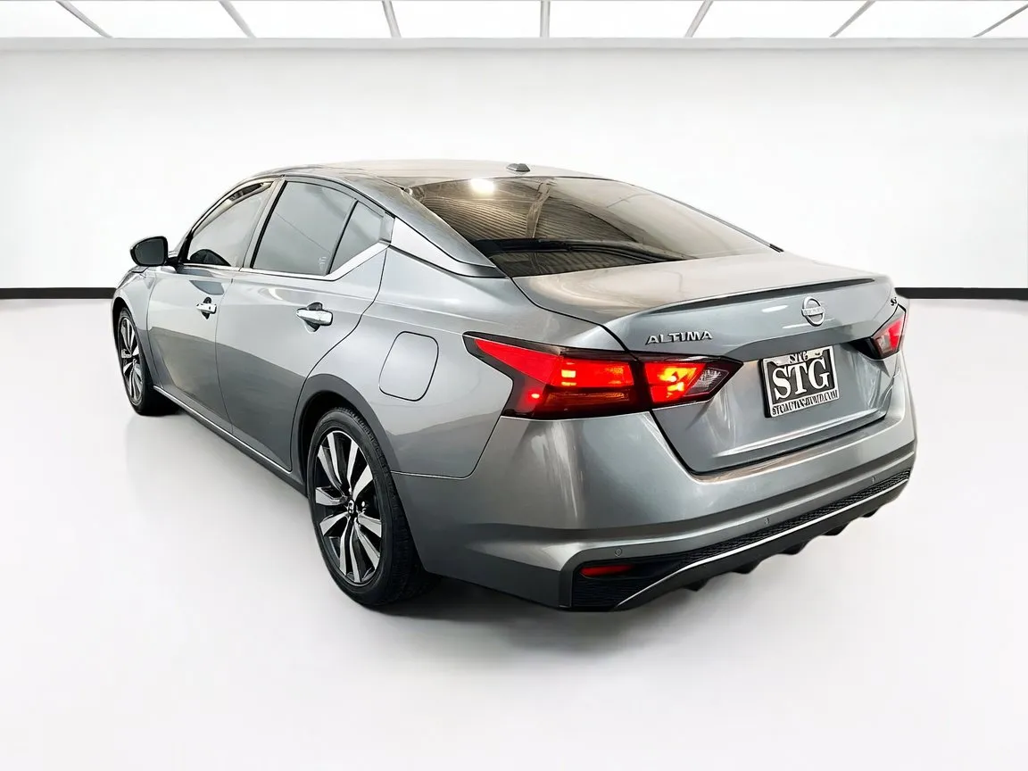 2023 Nissan Altima SV - Photo 6